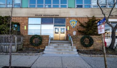 Social worker charged with trying to abduct baby from stroller in Long Beach, scuffling with great-grandfather