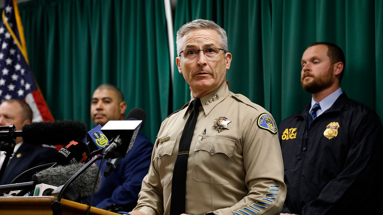 California shooting kills sheriff's detective serving eviction notice