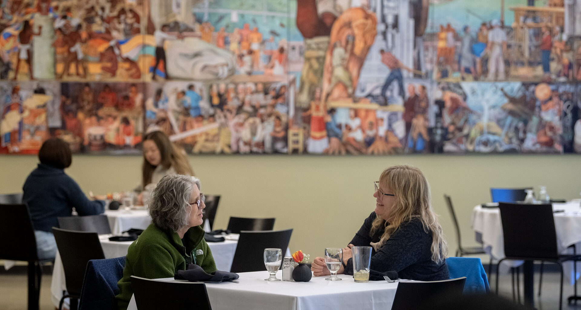 In Sunnyside, a white tablecloth restaurant with most dishes under $14