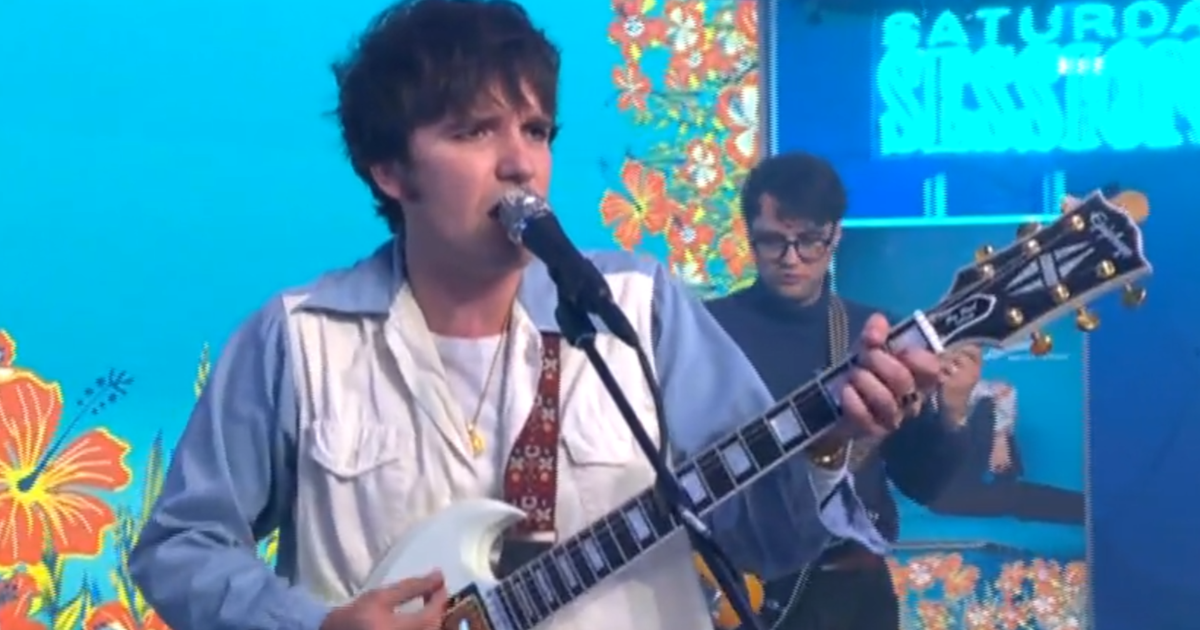 Saturday Sessions: Theo Lawrence performs "California Poppy"