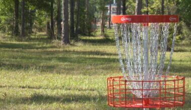 The Meadowoods Disc Golf Course welcomes players in Long Beach