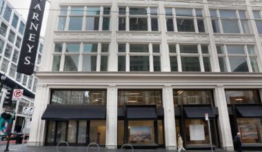 Billionaire Michael Moritz said to be targeting Union Square building