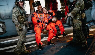 Navy dive team recovers Artemis II crew in San Diego – NBC 7 San Diego