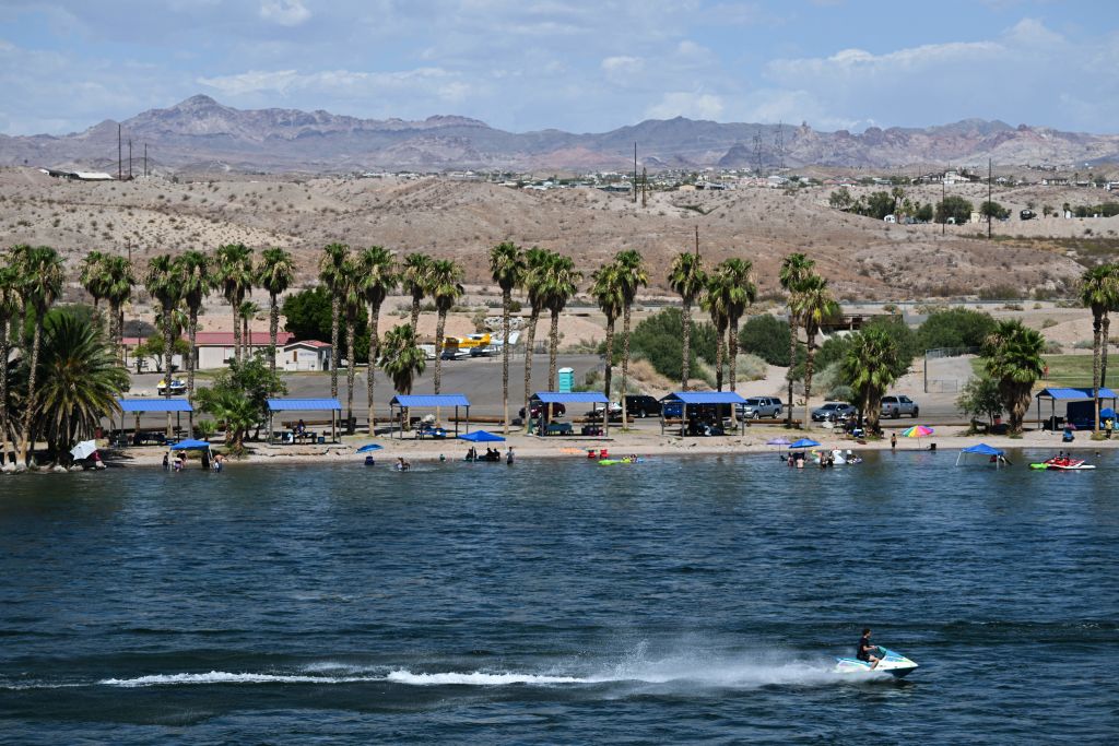 California man drowns in Colorado River while trying to recover hat