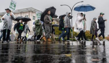 UC service and health care workers plan open-ended strike