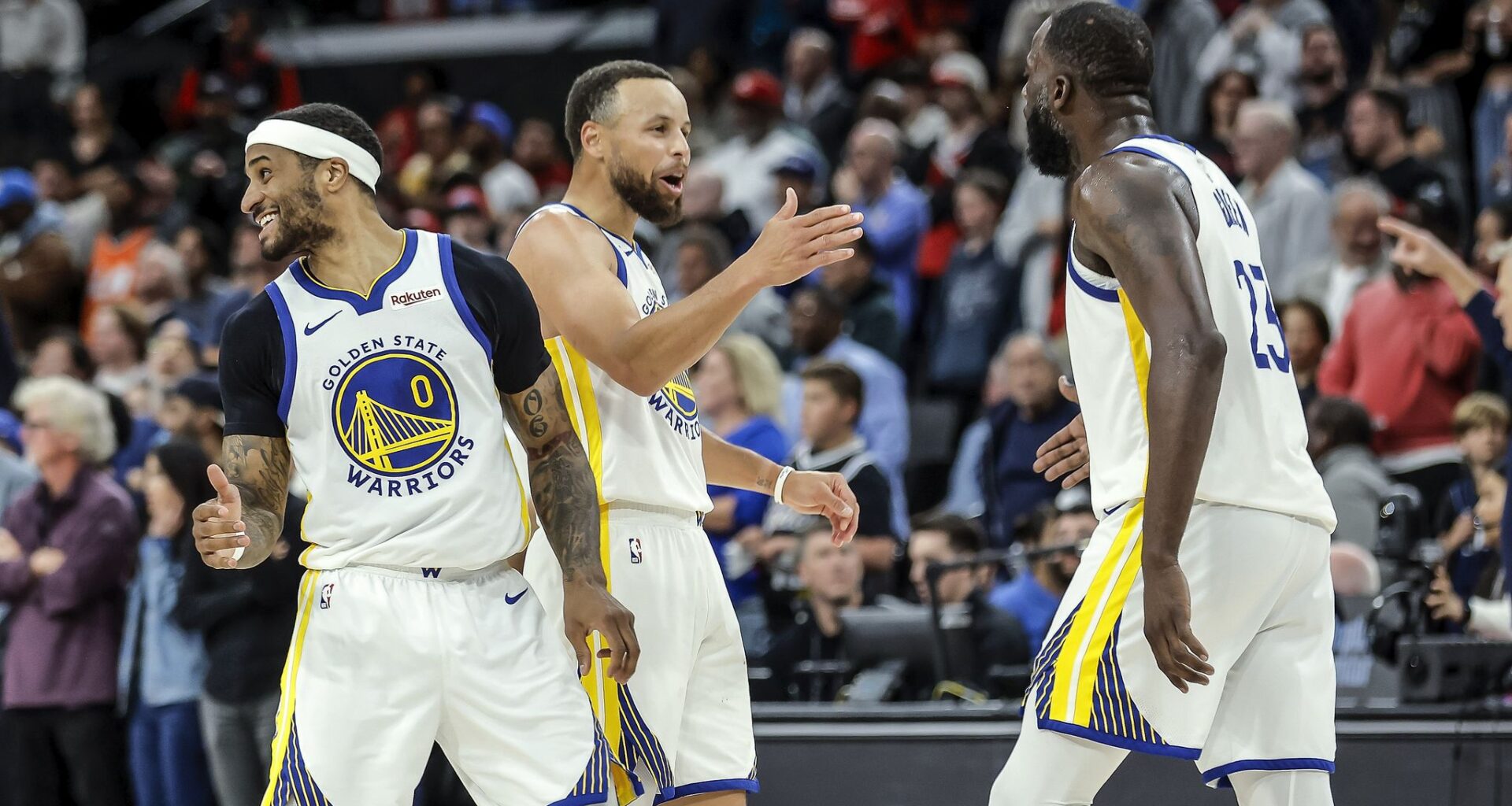 Warriors, Steph Curry conjure a classic to stun Clippers in play-in
