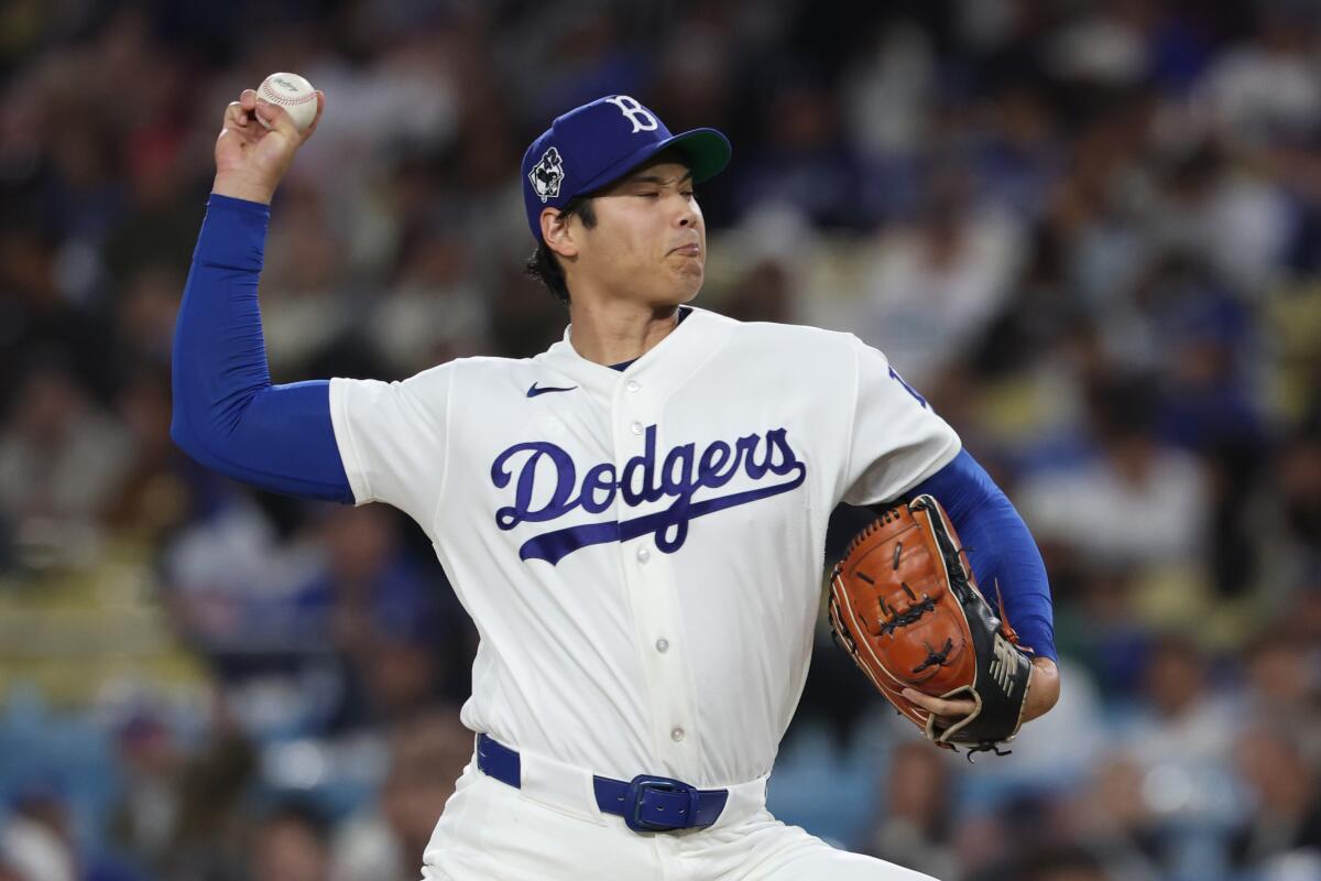 Shohei Ohtani pitches against the New York Mets.