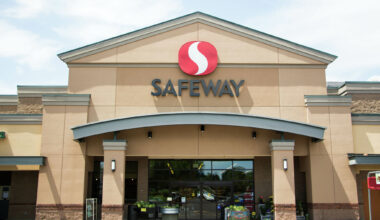 Safeway customers in SF are livid over new grocery bag switch
