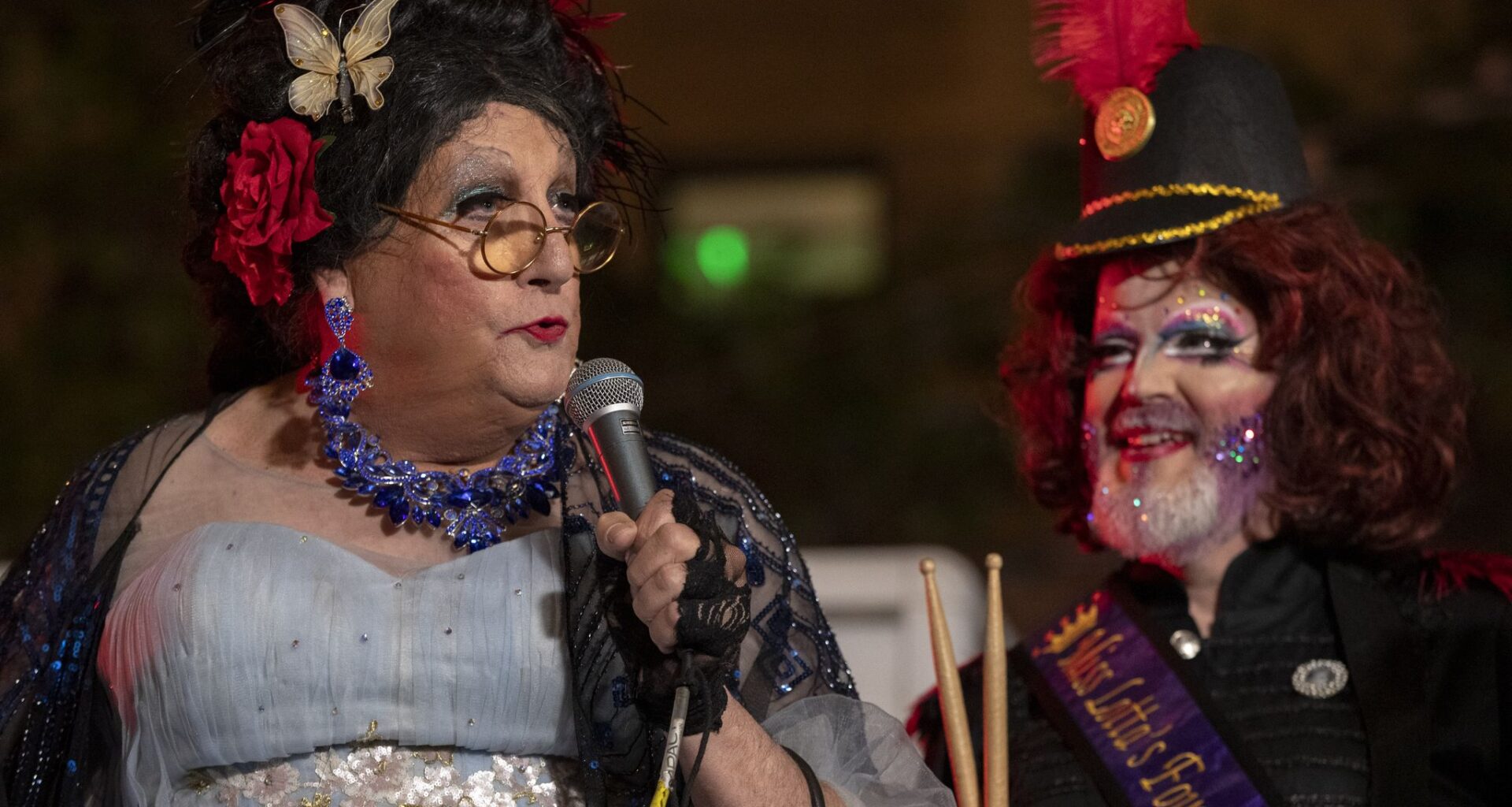 SF marks 1906 earthquake anniversary with sirens, vintage attire