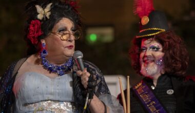 SF marks 1906 earthquake anniversary with sirens, vintage attire