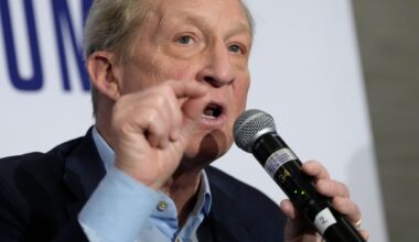 Billionaire Steyer's spending binge dwarfs rival campaigns in California governor's race