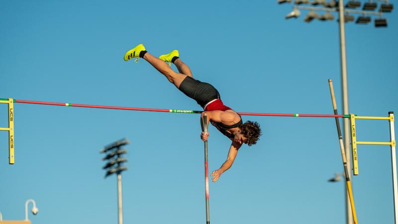 Coyotes wrap up busy week in California Saturday