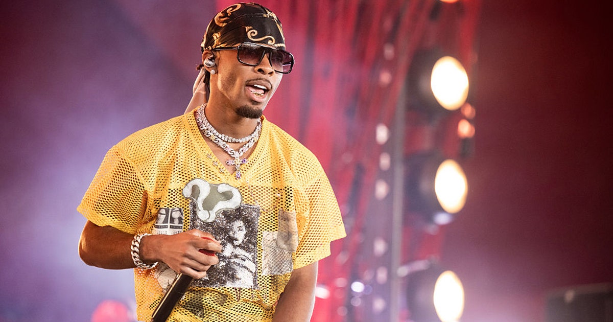Singer D4vd charged with murder of 14-year-old girl