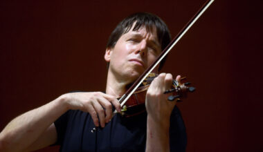Joshua Bell brings polish and personality to S.F. Symphony recital