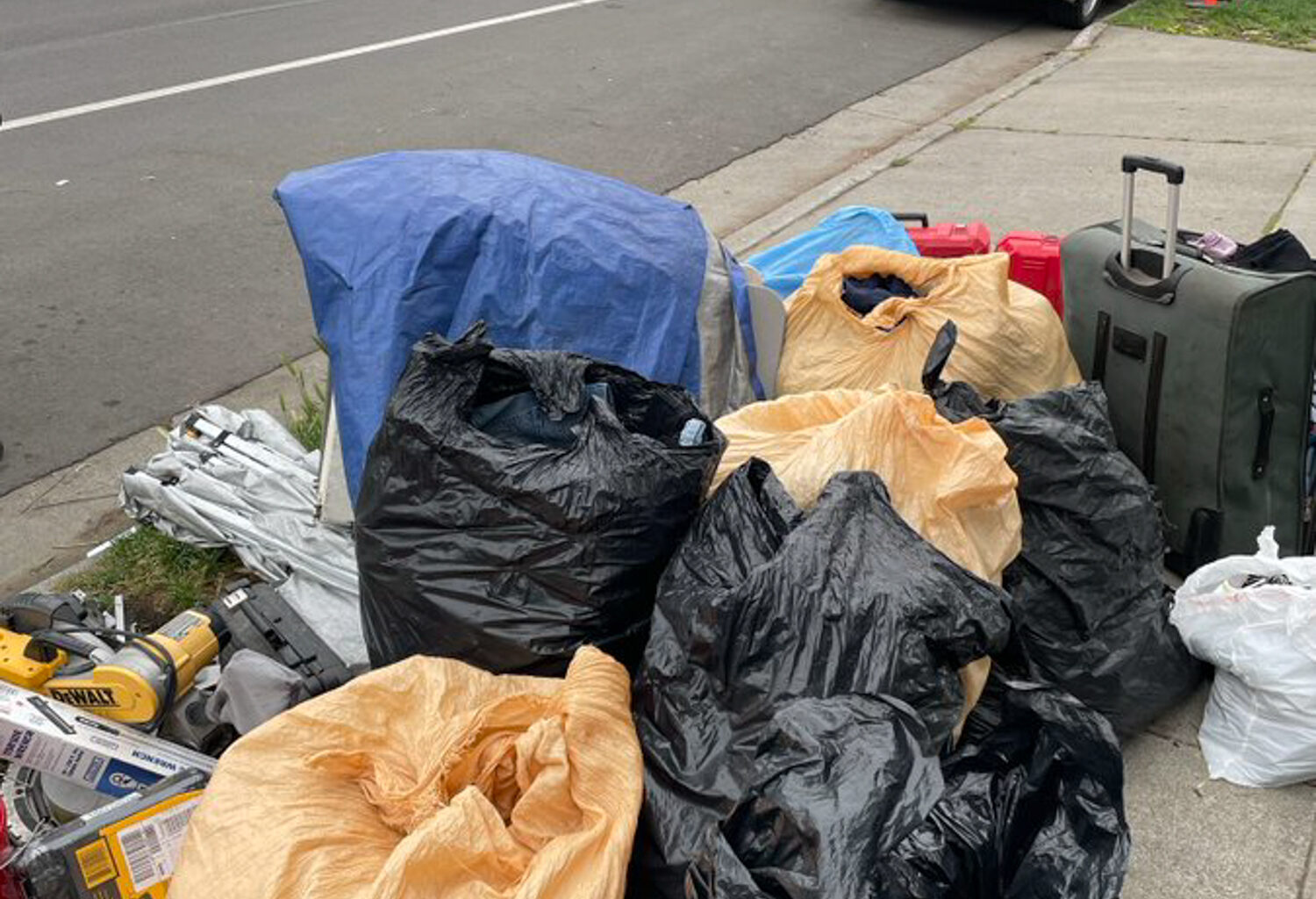 Sheriff's Office Arrests 4 Suspected Of Organized Retail Theft