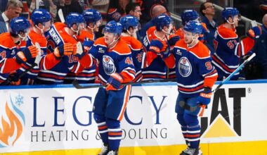 Kapanen's 2nd goal of game with 1:54 remaining lifts Oilers over Ducks 4-3 in playoff opener