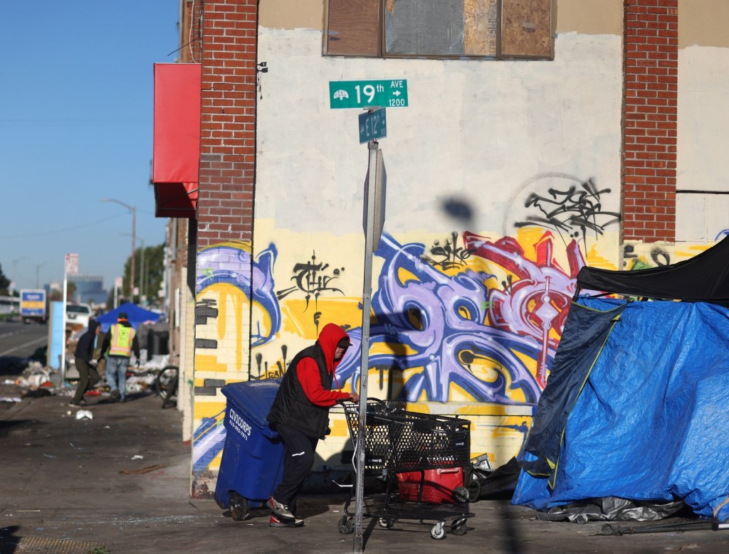 Oakland must increase resources for the homeless