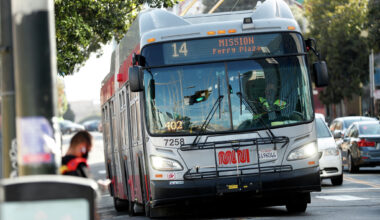 4 hospitalized after Muni bus crash in San Francisco