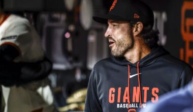 Giants’ Tony Vitello fist bumps Dave Chappelle on first SF night out