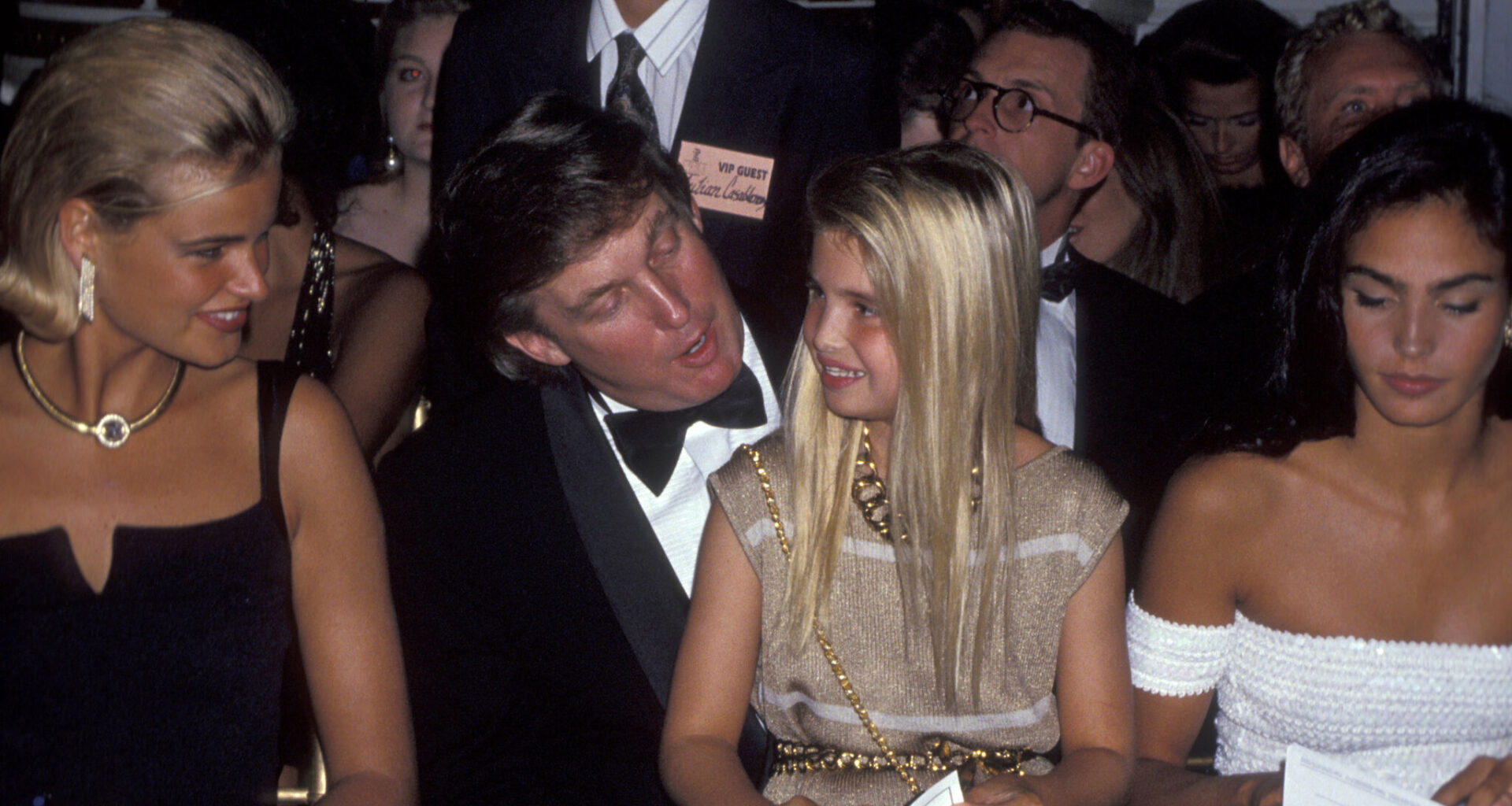 Strokes singer Julian Casablancas appears in old Trump photo