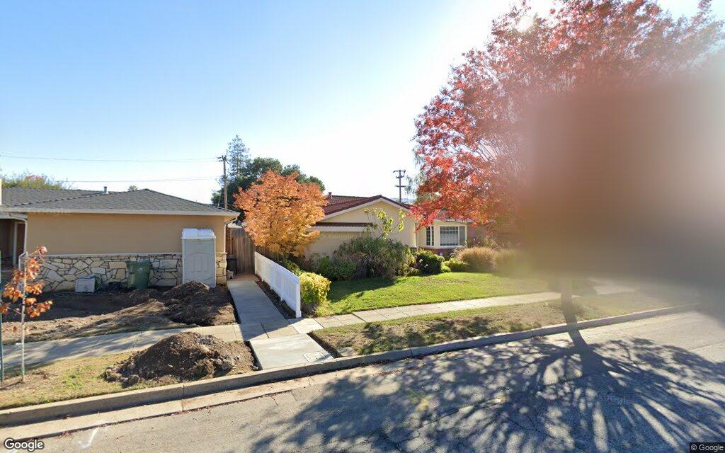 Milroy Pl. 1688 - Google Street View