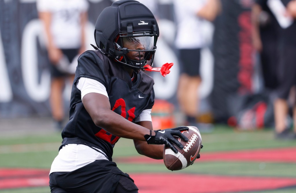 Aztecs running back Javion Kinnard already making an impression