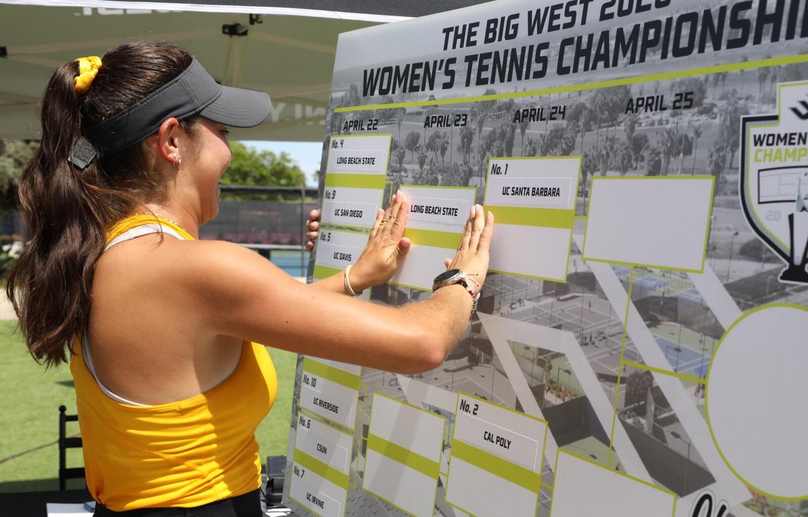 University of Hawaii Logo