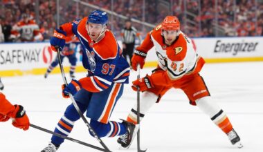 Oilers' Connor McDavid downplays injury, but he also has no points in first two playoff games