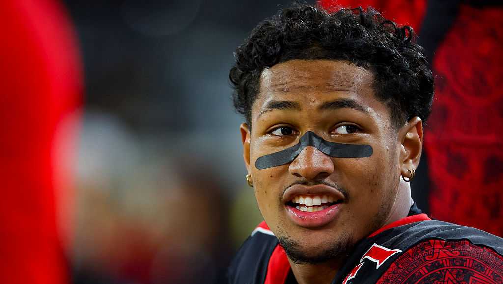 Miami Dolphins trade up to select San Diego State's Chris Johnson in first round of 2026 NFL Draft