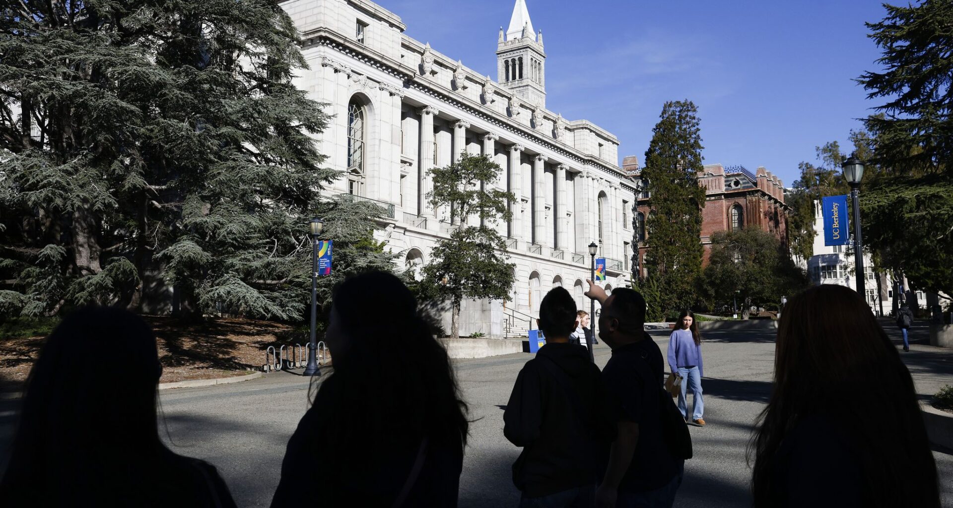 Do high schools close to UCLA, Berkeley see higher acceptance rates?