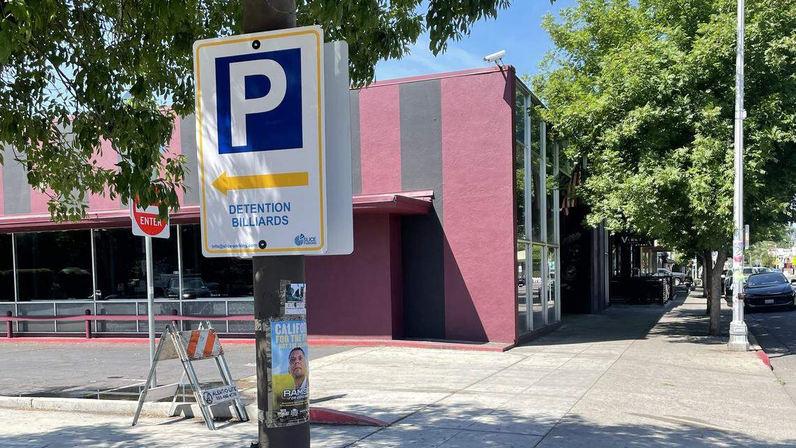 Paid public parking appears in Fresno’s Tower District
