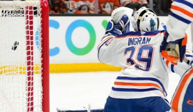 Ducks blast Oilers 7-4 in Game 3 in Anaheim's first home playoff game in 8 years