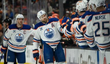 Draisaitl’s 2 goals lift the Oilers past the Ducks 4-1 to stave off elimination