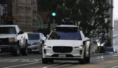 Autonomous vehicles will start getting traffic tickets on California streets