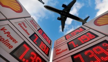 Gasoline price in California hits $6, the highest in the US