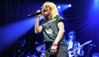 2000s rock star sells out three back-to-back Oakland shows