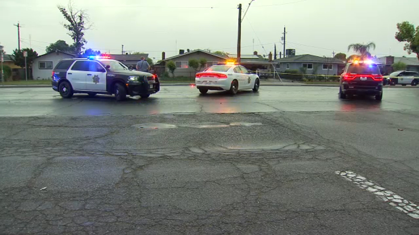 Man hospitalized after being shot in his car in Central Fresno, police say