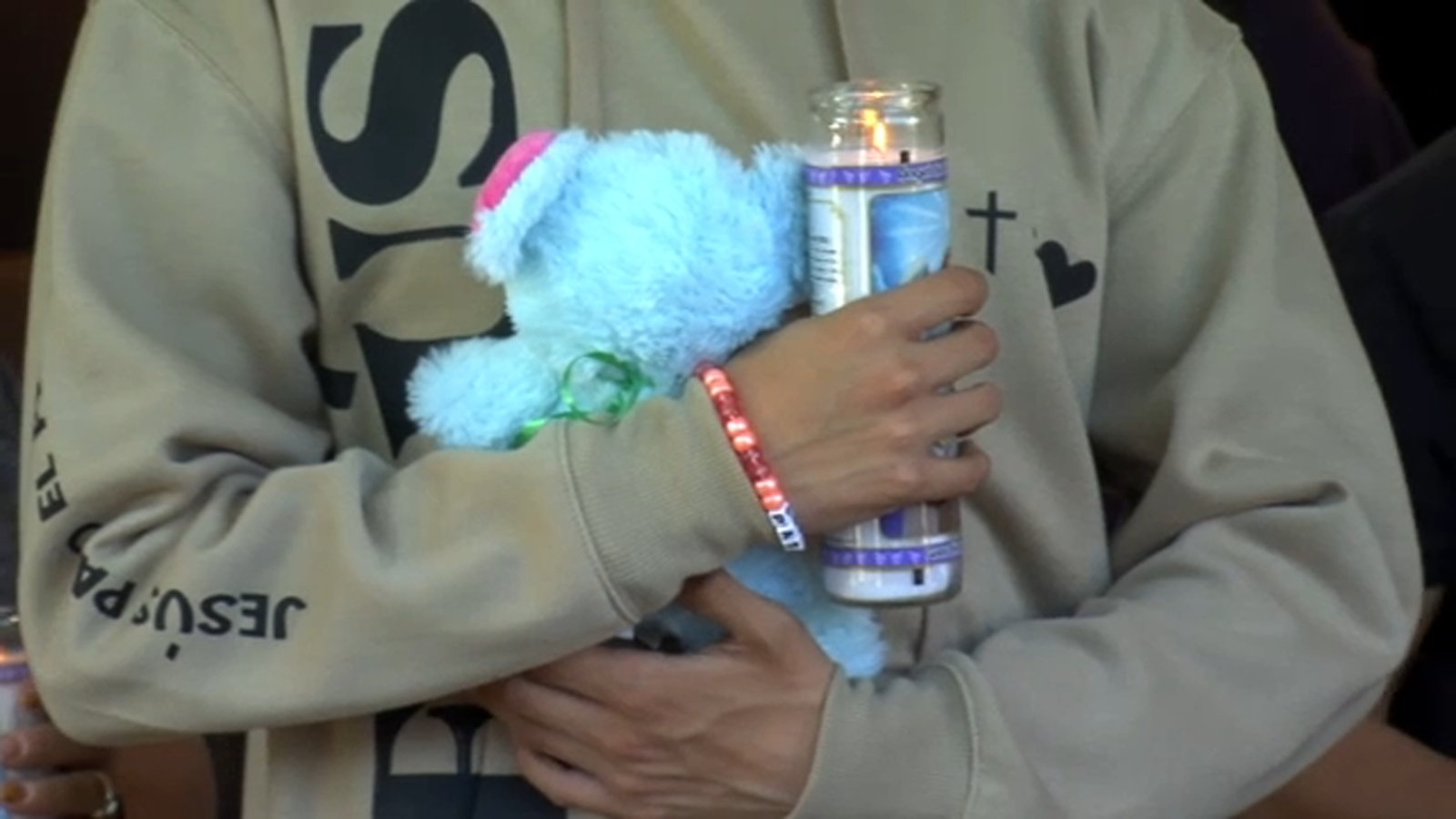 Vigil held at Clovis salon for mother and 9-year-old son killed in Central Fresno canal crash