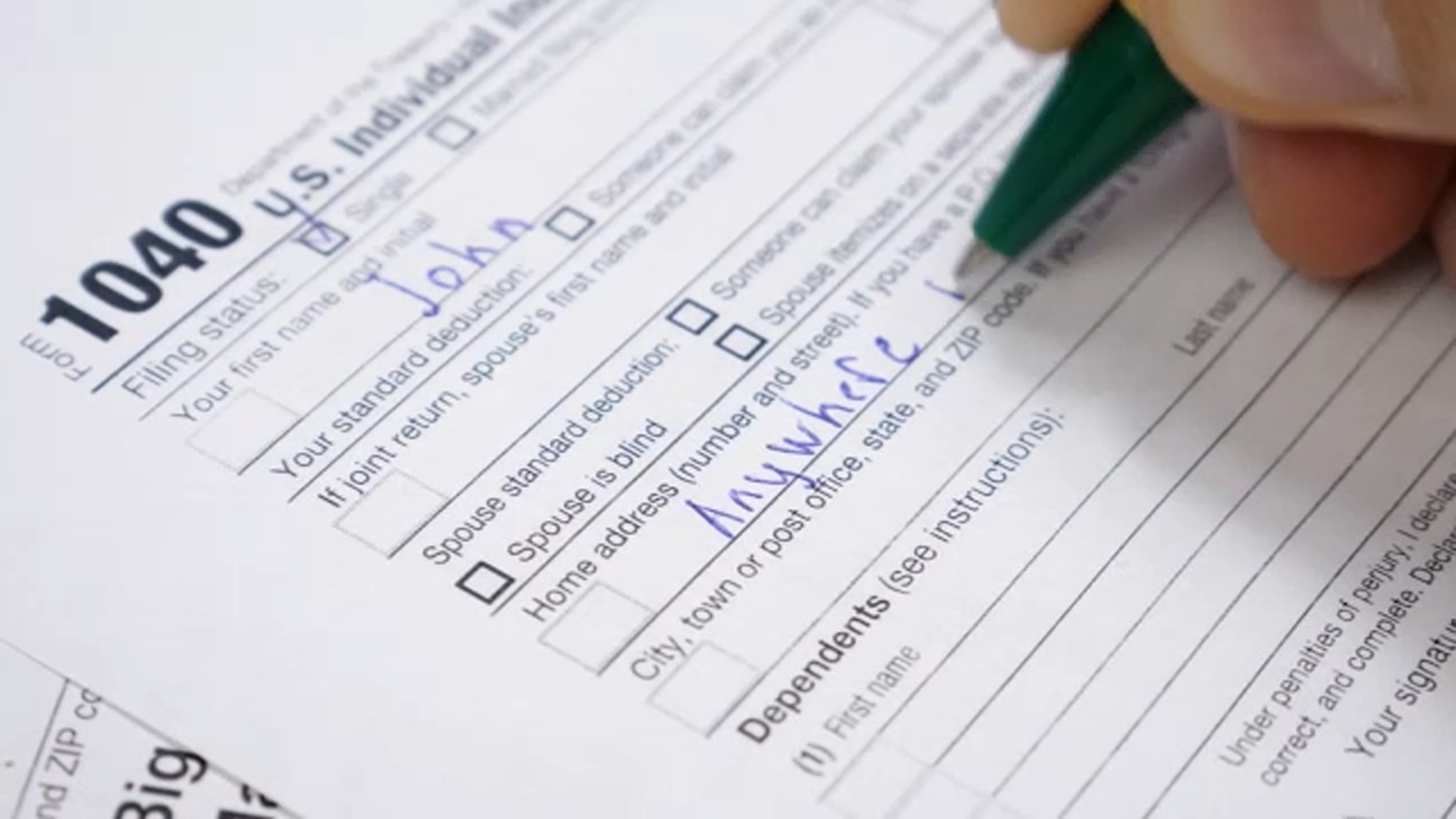 Watching Your Wallet: Getting a head start on your 2026 taxes