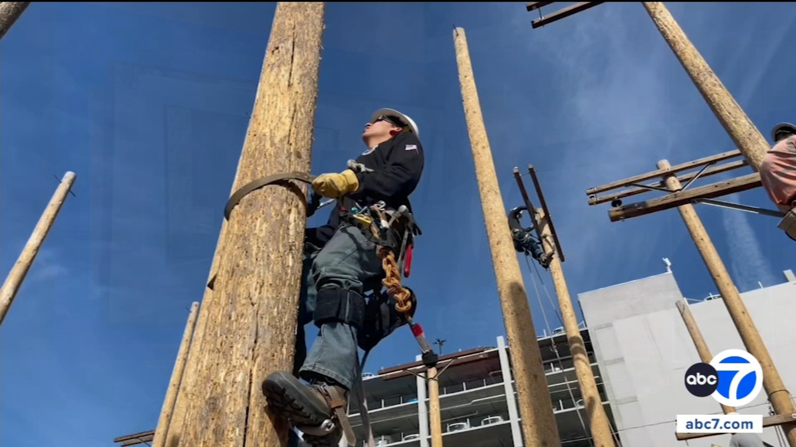 LATTC and other trade schools grow in popularity as AI boom reshapes job market, economy