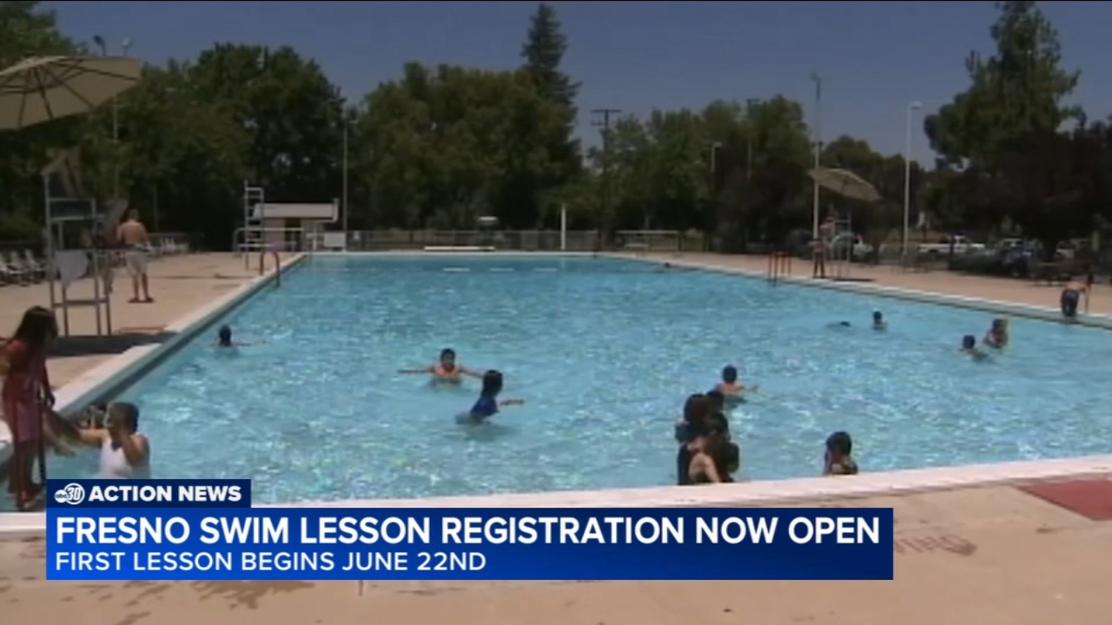 Sign-ups open for swim lessons through City of Fresno