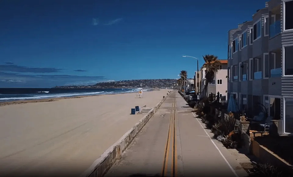 Empty Mission Beach in San Diego during the COVID-19 pandemic. (Drone 5)