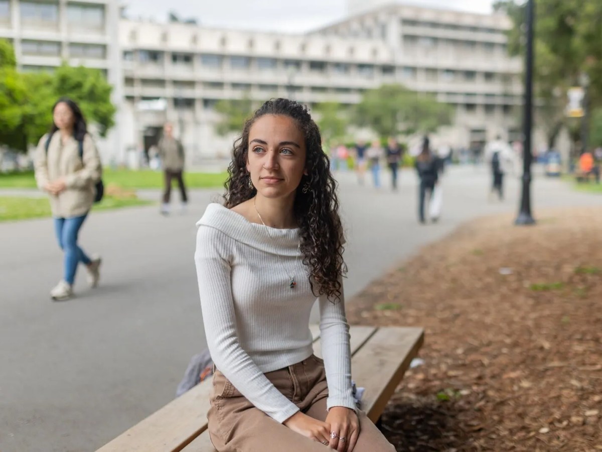 Cecilia Lunaparra sworn in as Berkeley’s first Latina City Council member