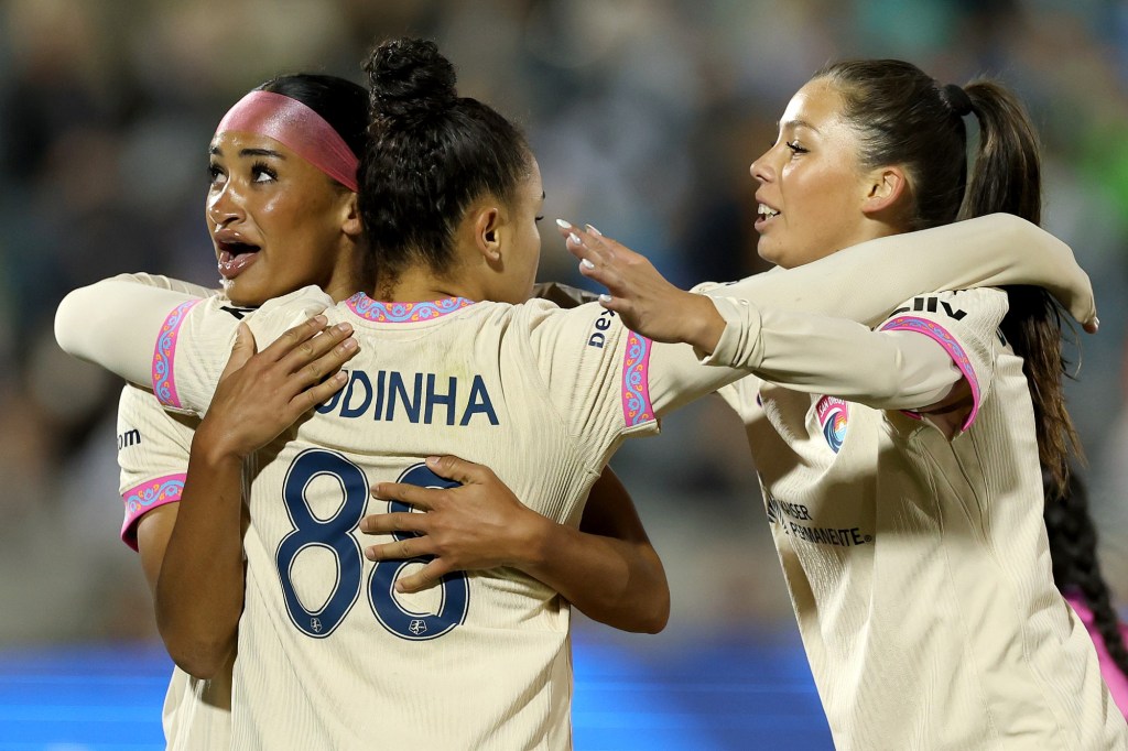 Own-goal lifts first-place Wave past Summit in Denver