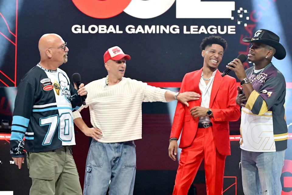 Howie Mandel, Clinton Sparks, Terrence Green, and Ne-YoCredit: John Sciulli/Getty