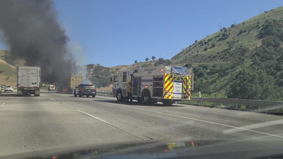 Expect delays if planning to travel down south after a semi-truck caught fire on southbound Interstate 5 near Fort Tejon Road. PHOTO: KBAK/KBFX