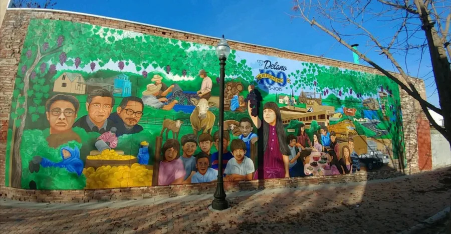 Mural at the Ellington Community Center. / Photo courtesy of the city of Delano