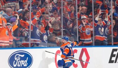 Jason Dickinson, Kasperi Kapanen each score two as Edmonton Oilers down Anaheim Ducks in Game 1