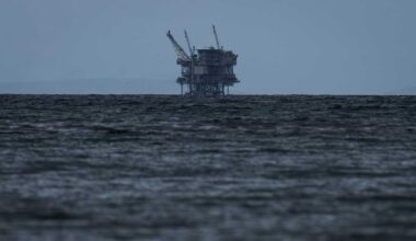 California's fight over pipeline tests state's right to push back against Washington during war