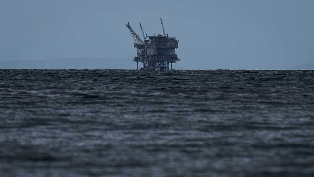 California's fight over pipeline tests state's right to push back against Washington during war